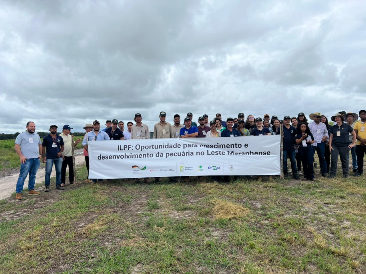 Você está visualizando atualmente A importância da ILPF com foco na pecuária no Leste Maranhense é tema de dia de campo.